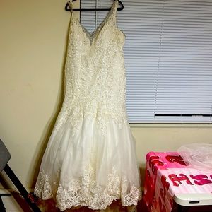 Mori lee size 28 detail and takin in to a size 24